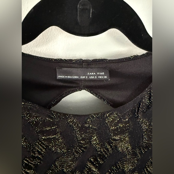 Zara Black and Gold Mini Dress with Key-Hole Back - Picture 5 of 5